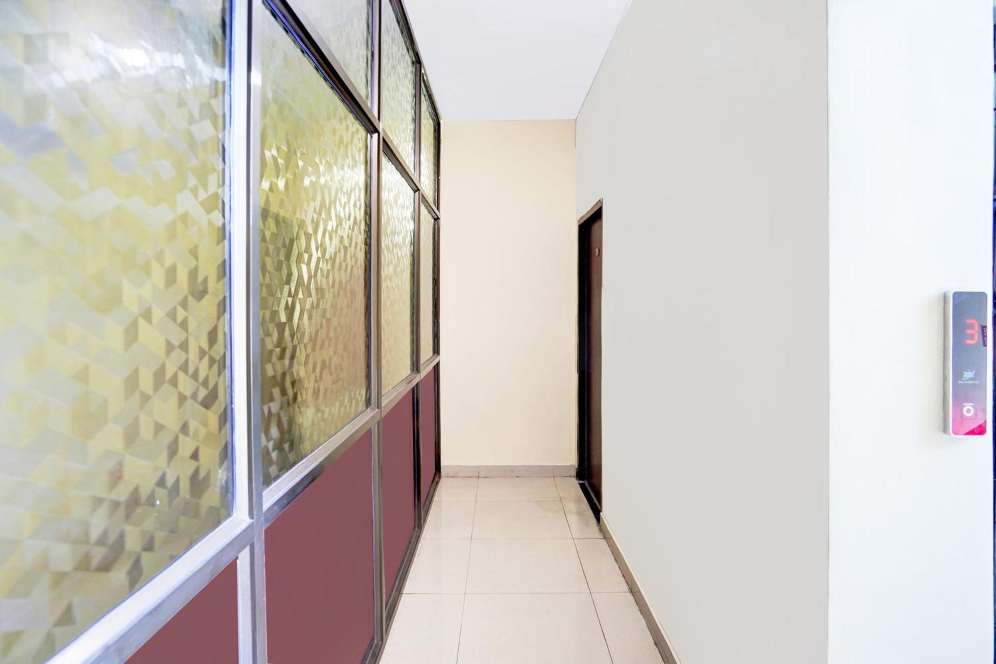 Super O Blw Kakarmatta Near Banaras Junction 4* Varanasi