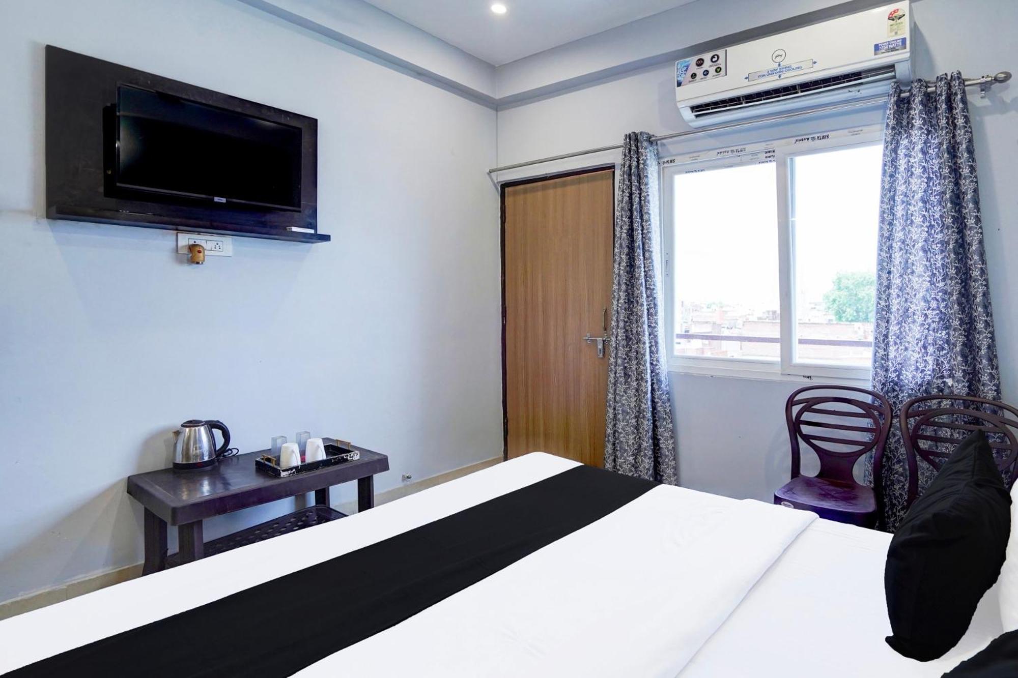Super O Blw Kakarmatta Near Banaras Junction Varanasi
